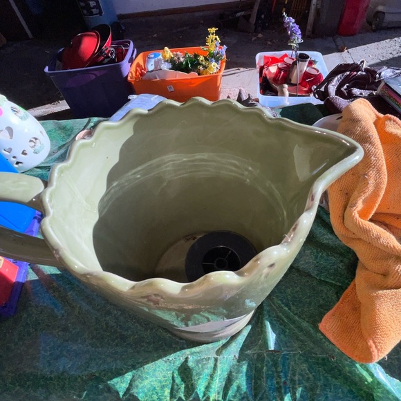 Green to clay pitcher - Picture 3 of 4